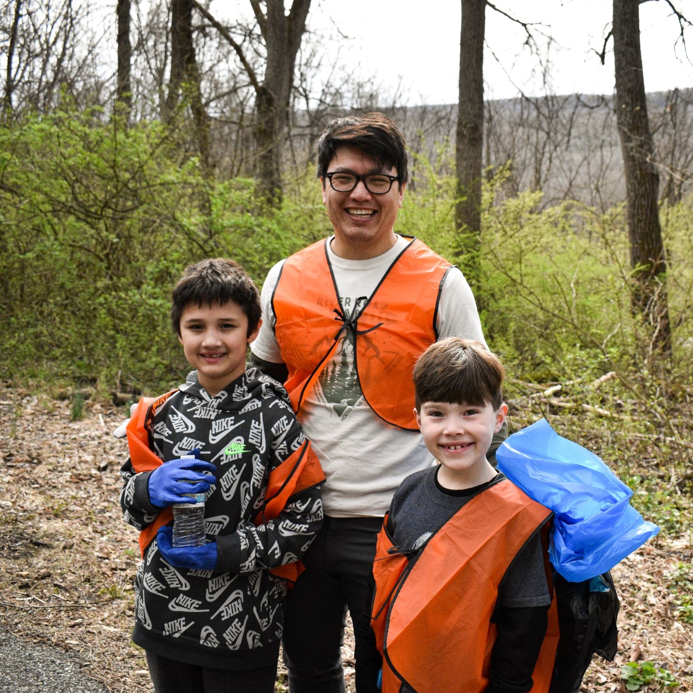 PUPA FALL_Monroe_Spring River Road Clean-up_27